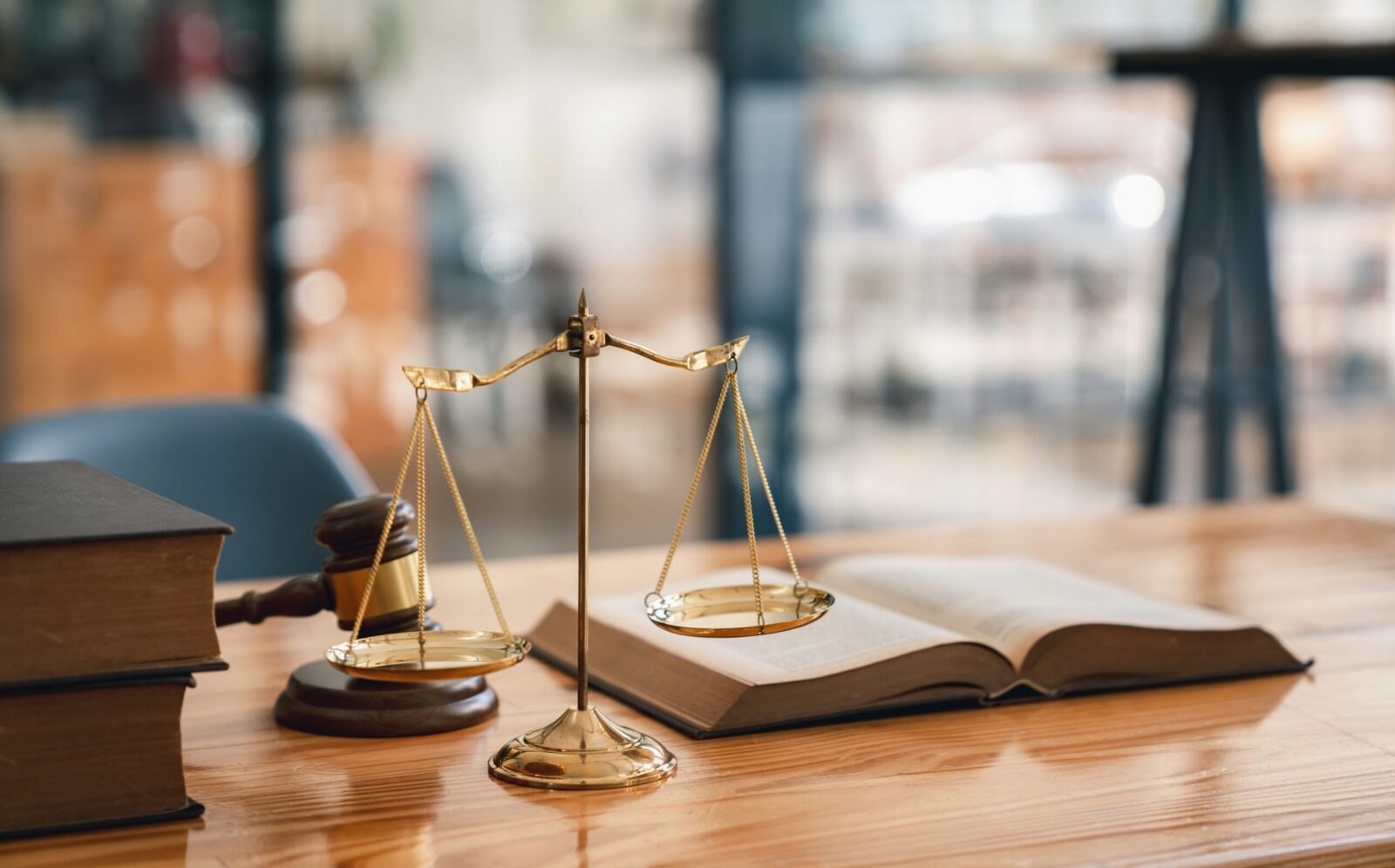 Judgment,Hammer,,Legal,Office.,Attorney,At,Law.,Law,And,Justice.